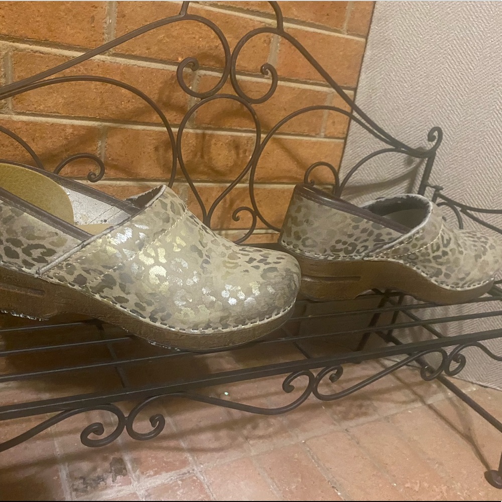 Dansko leopard print